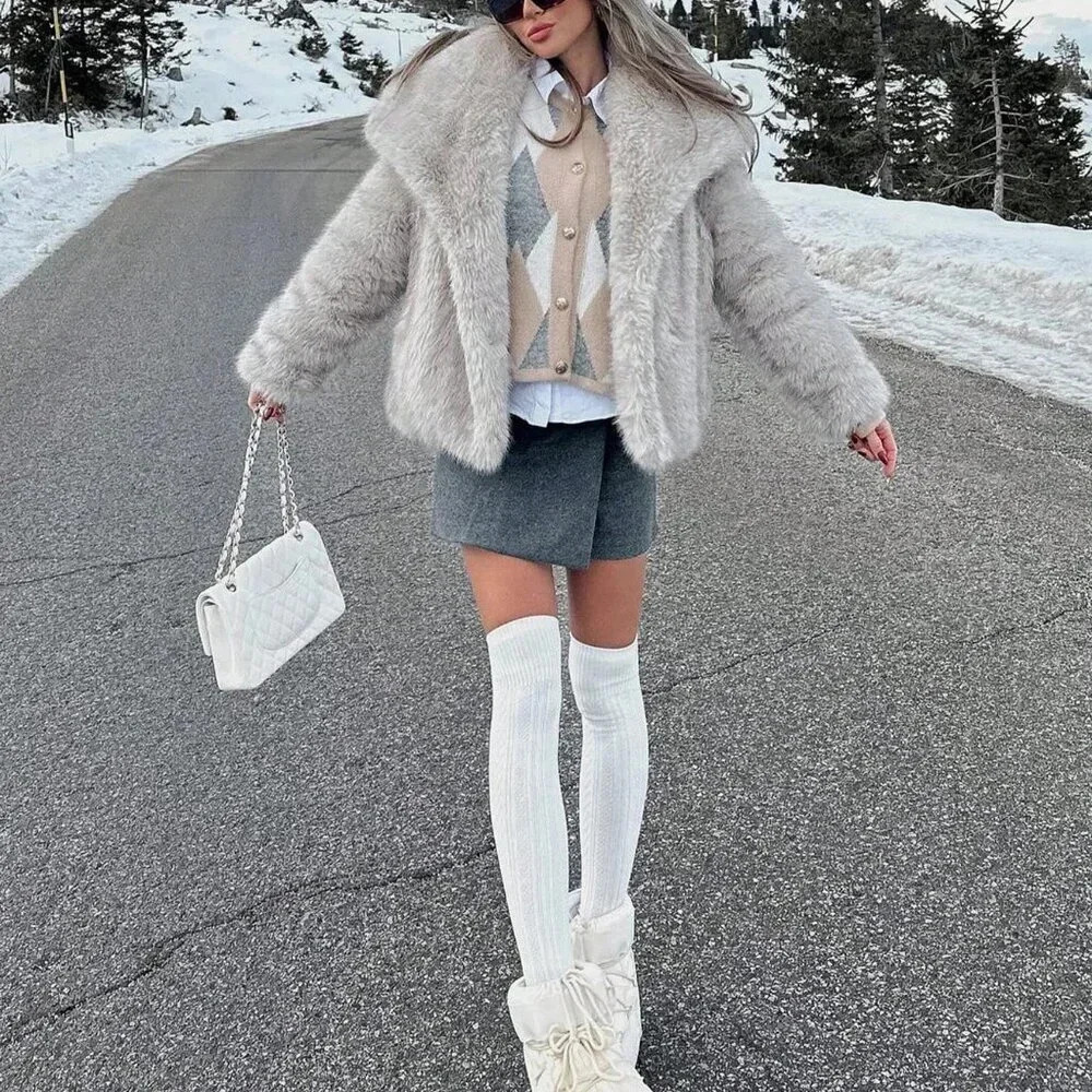 Grey Casual Women's Faux Fur Jacket - Picture 5 of 7